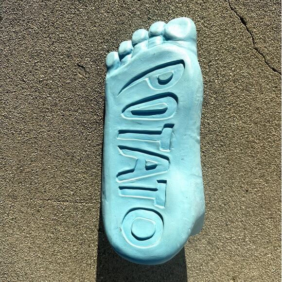 Imran Potato Right Blue Cavemen Feet Slippers 1/1500 Released - Picture 1 of 2